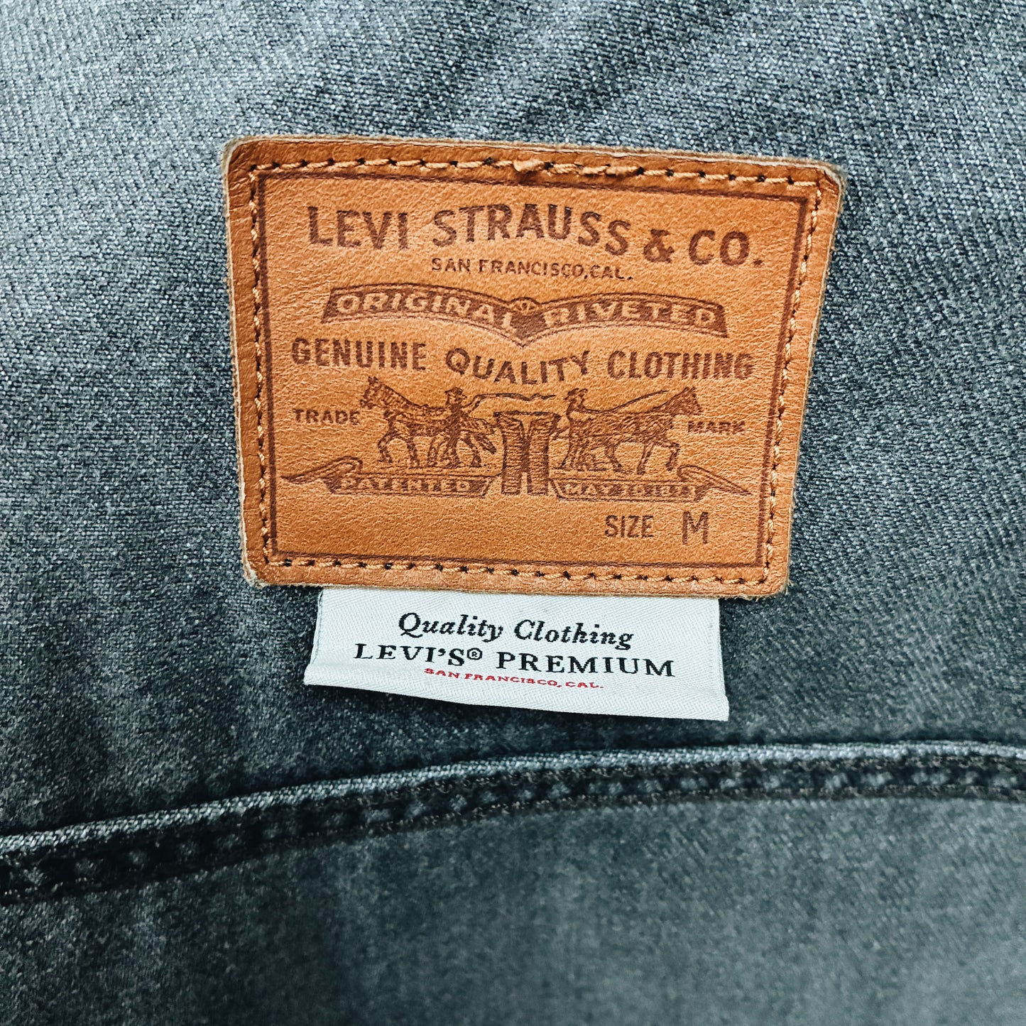 10s - LEVIS PREMIUM TYPE 3 TRUCKER JACKET - M