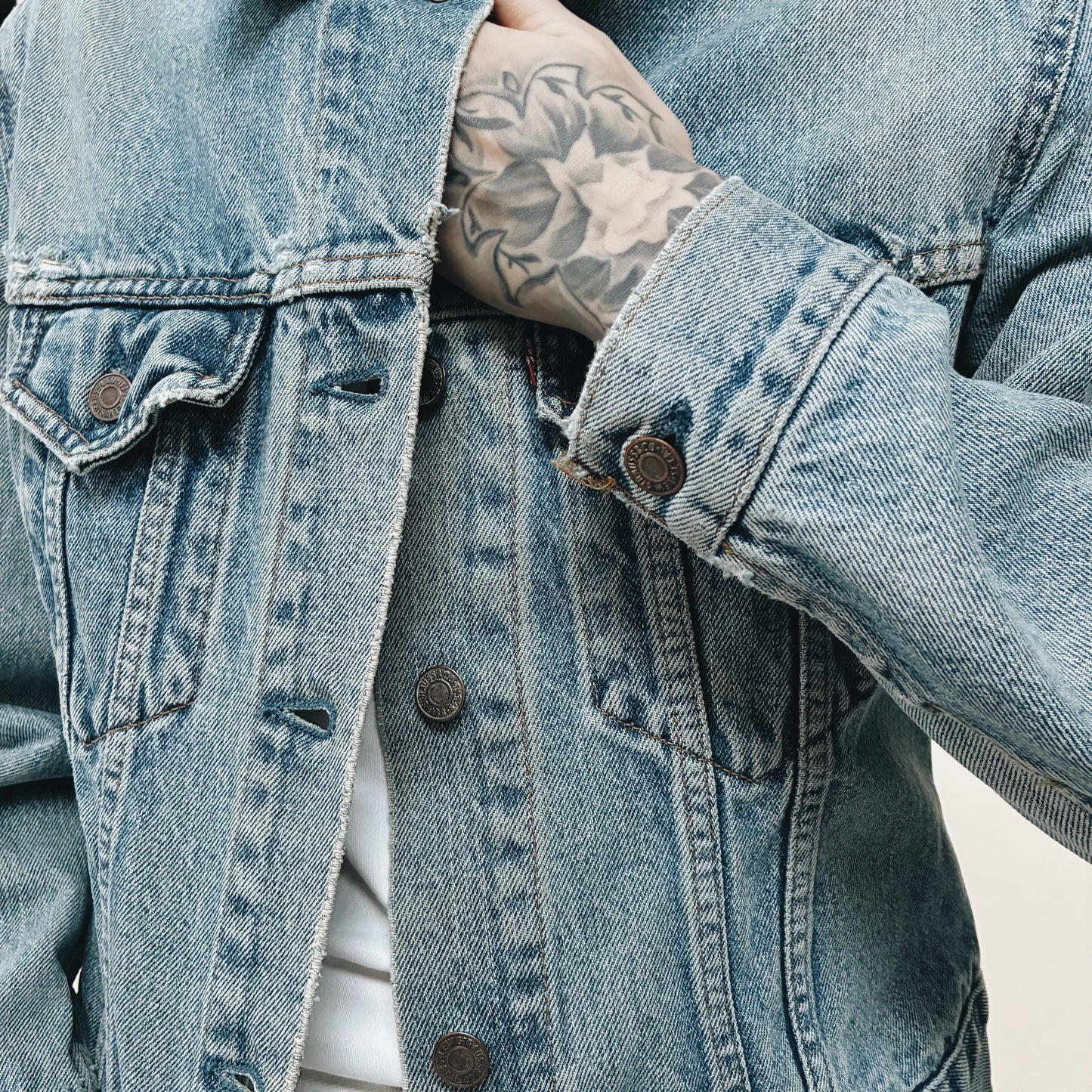 90s CANADA - WOMENS LEVIS TYPE 3 DENIM JACKET - M